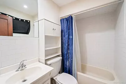 35 Franklin Avenue, Mastic, NY 11950 - Photo 14