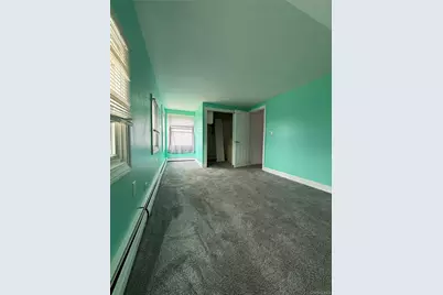 [Address not provided], Levittown, NY 11756 - Photo 22