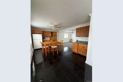 [Address not provided], Levittown, NY 11756 - Photo 2