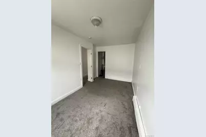 [Address not provided], Levittown, NY 11756 - Photo 8