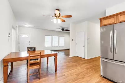 2 Lincoln Avenue, Islip Terrace, NY 11752 - Photo 8