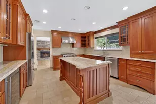 3 Leir Ct, White Plains, NY 10605 - Photo 12