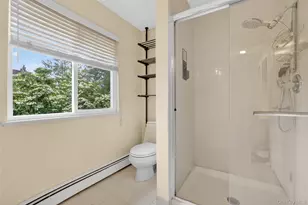 3 Leir Ct, White Plains, NY 10605 - Photo 22