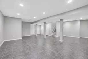 3 Leir Ct, White Plains, NY 10605 - Photo 30