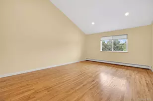 3 Leir Ct, White Plains, NY 10605 - Photo 20