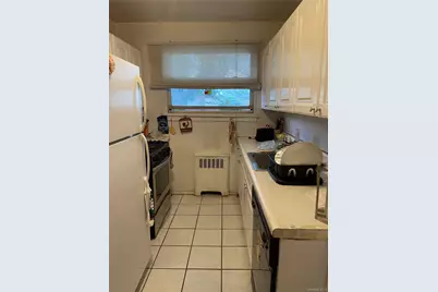 81-14 Langdale Street #249B, New Hyde Park, NY 11040 - Photo 2