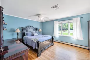 10 S Lot Rd, Smithtown, NY 11787 - Photo 18