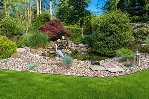 10 S Lot Rd, Smithtown, NY 11787 - Photo 48