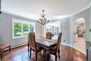 10 S Lot Rd, Smithtown, NY 11787 - Photo 8
