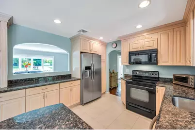 10 S Lot Road, Smithtown, NY 11787 - Photo 12