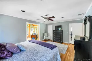 10 S Lot Rd, Smithtown, NY 11787 - Photo 24