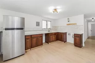 15 Belmont Blvd, Elmont, NY 11003 - Photo 30