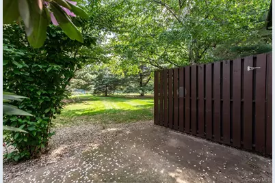 21 Topaz Run, Poughkeepsie, NY 12603 - Photo 26