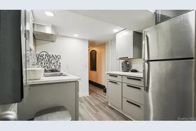 22 Mount Joy Place, New Rochelle, NY 10801 - Photo 26