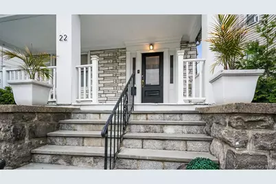 22 Mount Joy Place, New Rochelle, NY 10801 - Photo 2