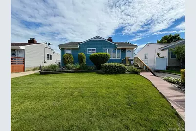 47 Van Buren Street, Freeport, NY 11520 - Photo 2