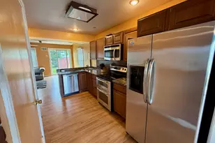 47 Vanburen St, Freeport, NY 11520 - Photo 8