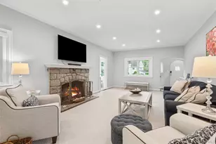 144 Douglas Pl, Mount Vernon, NY 10552 - Photo 6