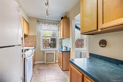 1 Edwards Street #2D, Roslyn Heights, NY 11577 - Photo 10