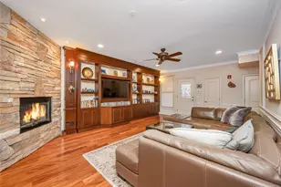 246 Roosevelt Way, Westbury, NY 11590 - Photo 2