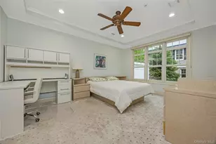 246 Roosevelt Way, Westbury, NY 11590 - Photo 10
