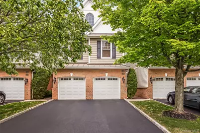 246 Roosevelt Way #11103, Westbury, NY 11590 - Photo 1