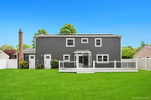 20 Canterbury Ct, Oakdale, NY 11769 - Photo 32