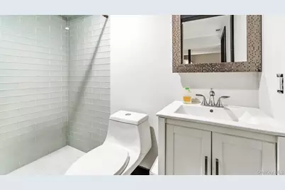 66 Crystal Drive, East Hampton, NY 11937 - Photo 18