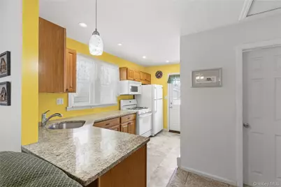 90 Oregon Street, Long Beach, NY 11561 - Photo 4