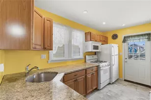 90 Oregon St, Long Beach, NY 11561 - Photo 2