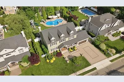 27 Davison Place, Rockville Centre, NY 11570 - Photo 42