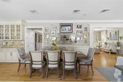 27 Davison Place, Rockville Centre, NY 11570 - Photo 20