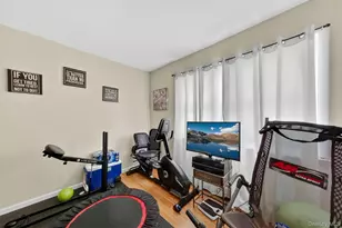 27-28 Williamsburg Dr, Newburgh, NY 12550 - Photo 24