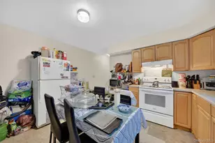 27-28 Williamsburg Dr, Newburgh, NY 12550 - Photo 32