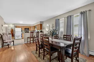 27-28 Williamsburg Dr, Newburgh, NY 12550 - Photo 10
