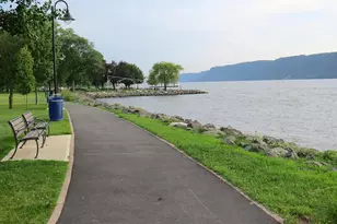 39 Bradley St, Dobbs Ferry, NY 10522 - Photo 22