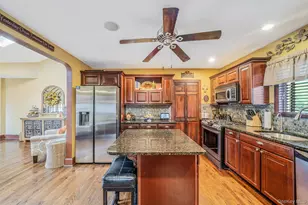 262 W 9th St, Deer Park, NY 11729 - Photo 18