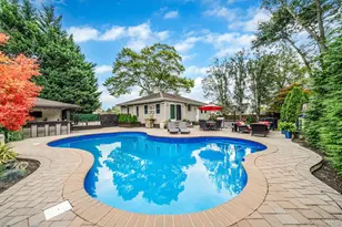 262 W 9th St, Deer Park, NY 11729 - Photo 4