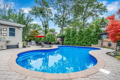262 W 9th Street, Deer Park, NY 11729 - Photo 6
