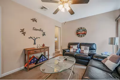 10 Gordon Avenue, Westbury, NY 11590 - Photo 12