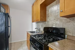 900 Midland Ave, Yonkers, NY 10704 - Photo 4