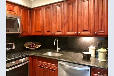 45 Country Club Drive #21L, Coram, NY 11727 - Photo 4