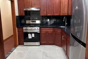 9015 Bayview Pl, Brooklyn, NY 11236 - Photo 4
