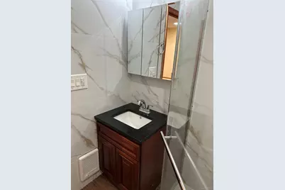 9015 Bayview Place, Brooklyn, NY 11236 - Photo 10