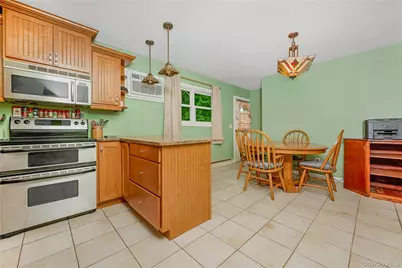 21 Probst Drive, Shirley, NY 11967 - Photo 6