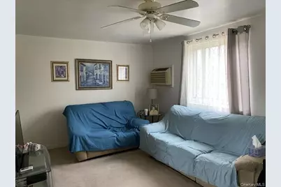 254-25 75th Avenue #2nd fl, Glen Oaks, NY 11004 - Photo 4