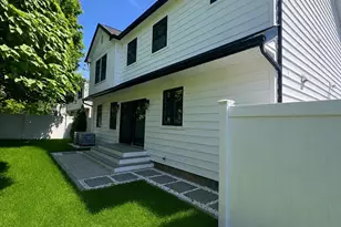 158 Lee Ave, Hicksville, NY 11801 - Photo 24