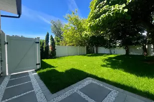 158 Lee Ave, Hicksville, NY 11801 - Photo 26