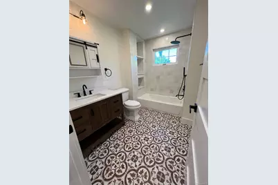158 Lee Avenue, Hicksville, NY 11801 - Photo 14