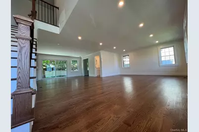 158 Lee Avenue, Hicksville, NY 11801 - Photo 4